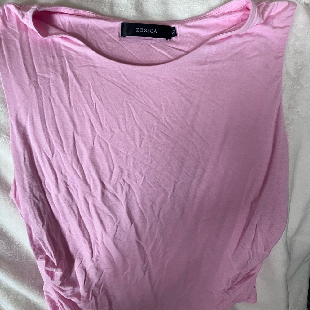 2 tank tops gathered on the sidePink & white Women's tank Top